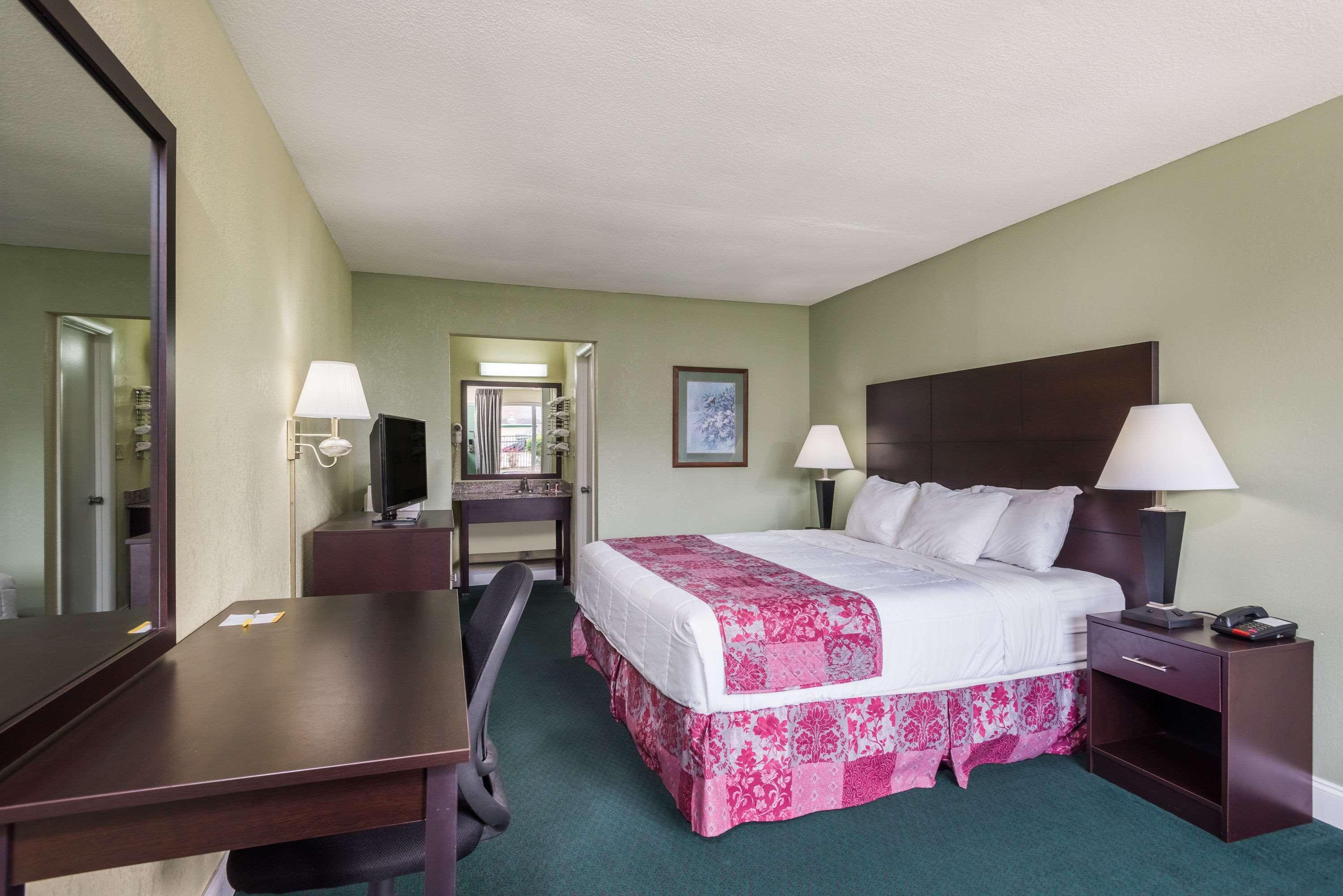 Days Inn By Wyndham Jellico - Tennessee State Line Eksteriør bilde
