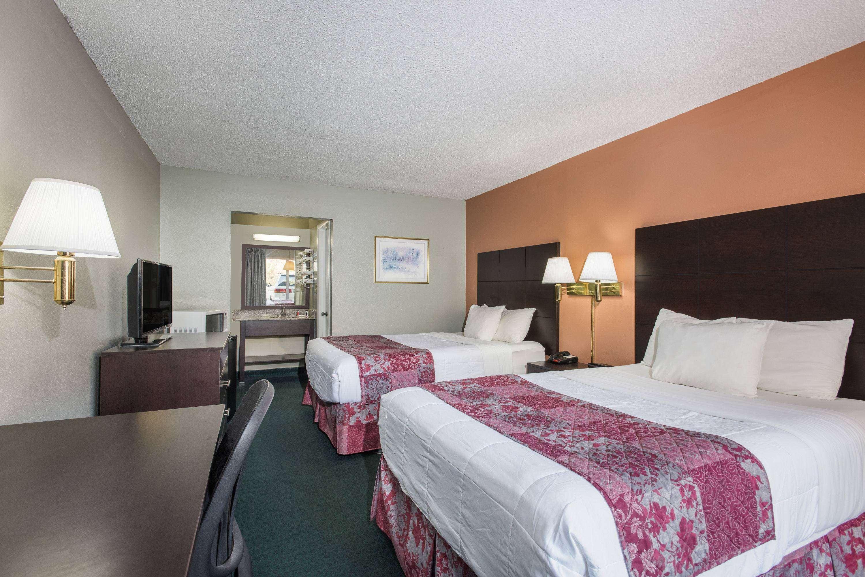Days Inn By Wyndham Jellico - Tennessee State Line Eksteriør bilde