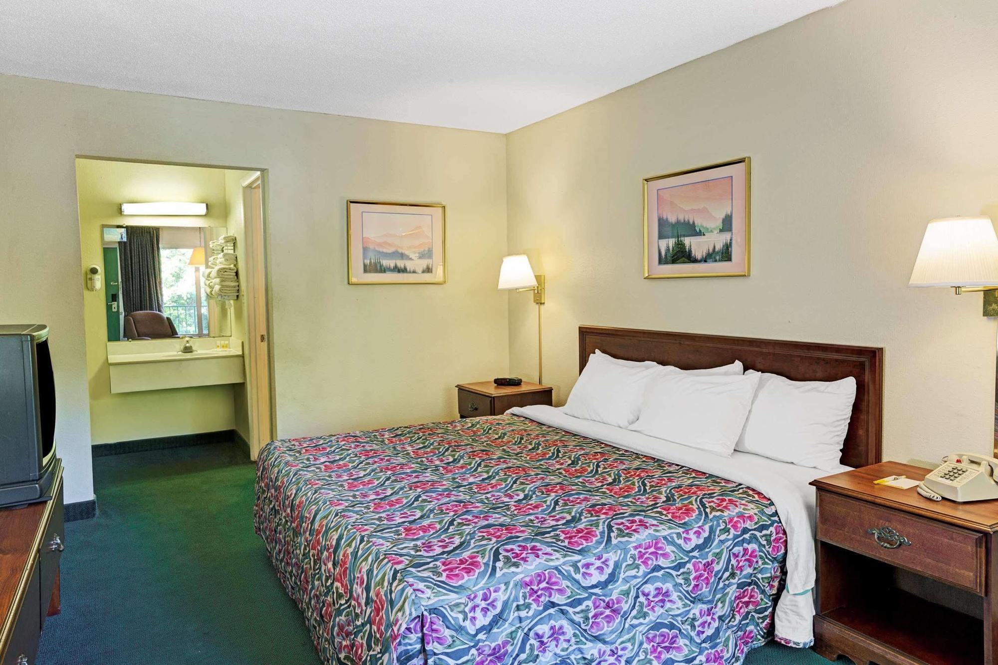 Days Inn By Wyndham Jellico - Tennessee State Line Eksteriør bilde