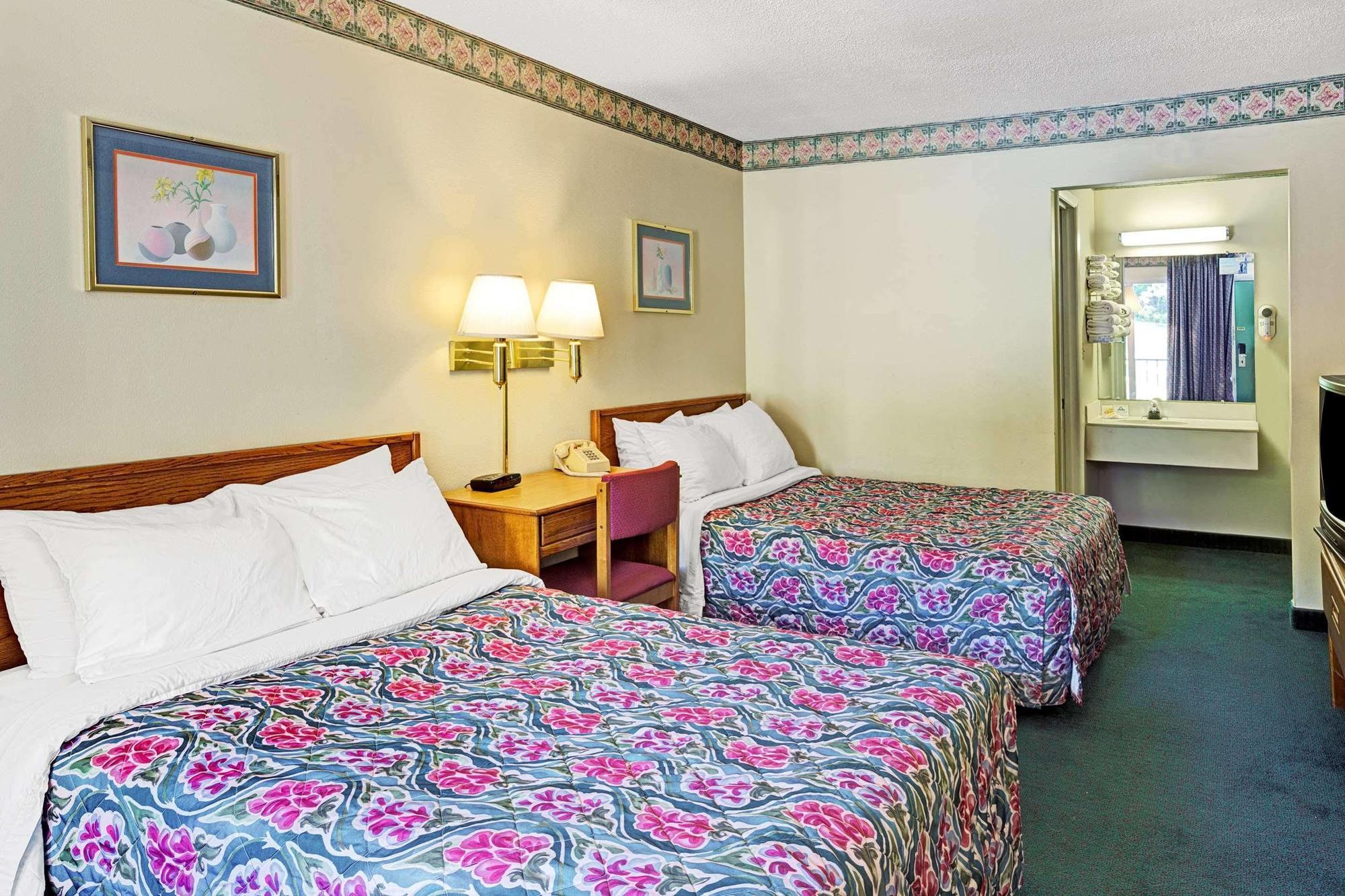 Days Inn By Wyndham Jellico - Tennessee State Line Eksteriør bilde